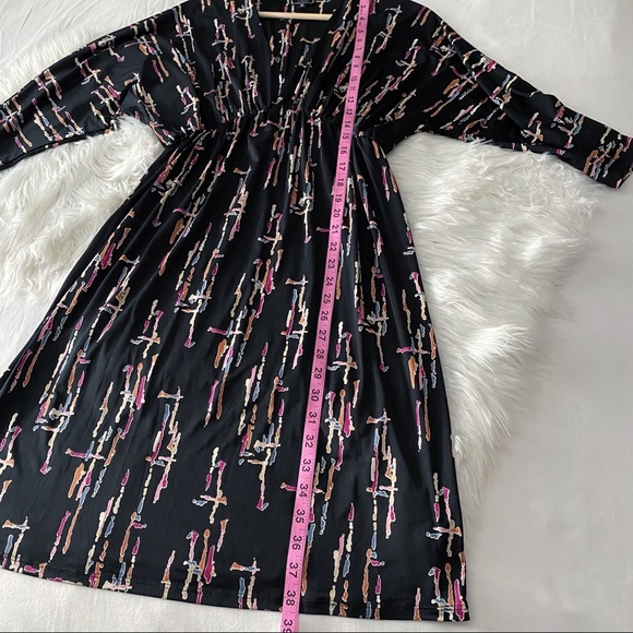 Slouchy Kimono Top • Deep V-Neck Dress - Picture 8 of 10